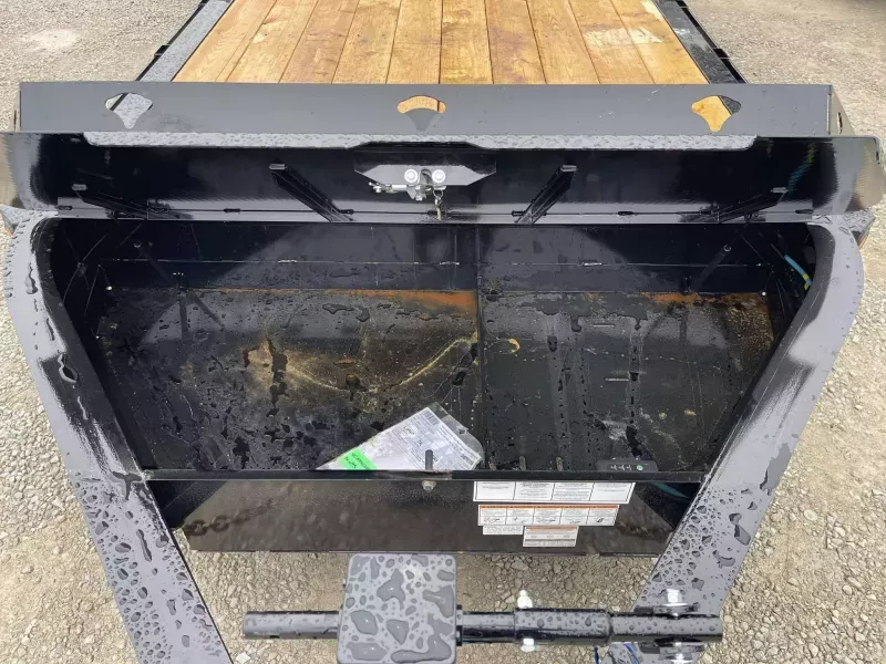 new Equipment / Flatbed Trailers PJ Trailers  for sale, in Frankfort, OH Thumbnail 9