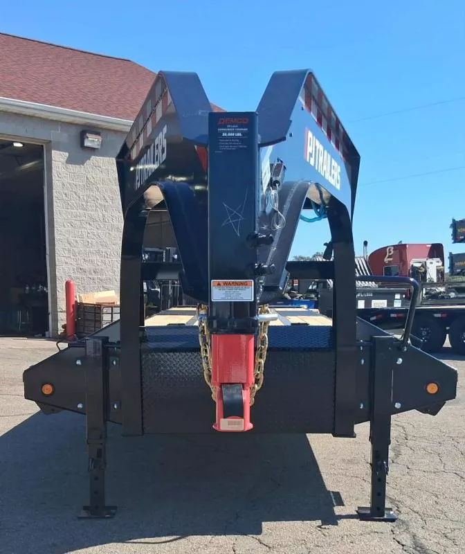 2026 PJ Trailers LD 102" x 35+5 - 25000# GVWR - MR -Flatbed Trailer ( 073722)