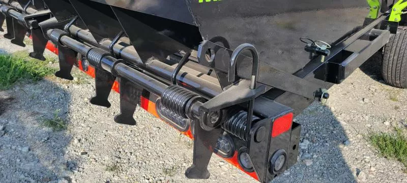 new Equipment / Flatbed Trailers Load Trail  for sale, in Circleville, OH Thumbnail 9