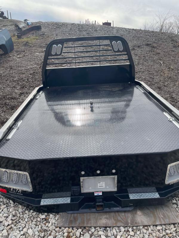 used Flat Decks CM Truck Beds  for sale, in Frankfort, OH Thumbnail 7