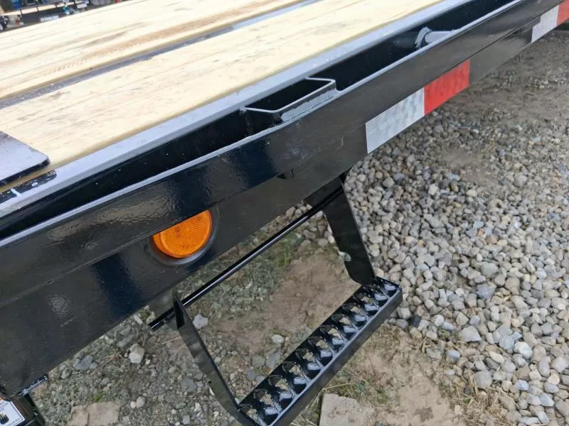 new Equipment / Flatbed Trailers PJ Trailers  for sale, in Circleville, OH Thumbnail 8