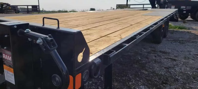 new Equipment / Flatbed Trailers Load Trail  for sale, in Circleville, OH Thumbnail 4