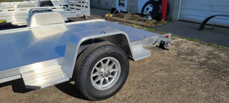 new Utility Trailers Aluma  for sale, in Circleville, OH Thumbnail 2