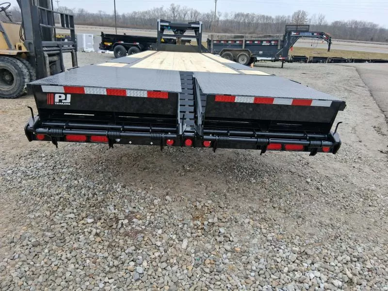 new Equipment / Flatbed Trailers PJ Trailers  for sale, in Circleville, OH Thumbnail 9