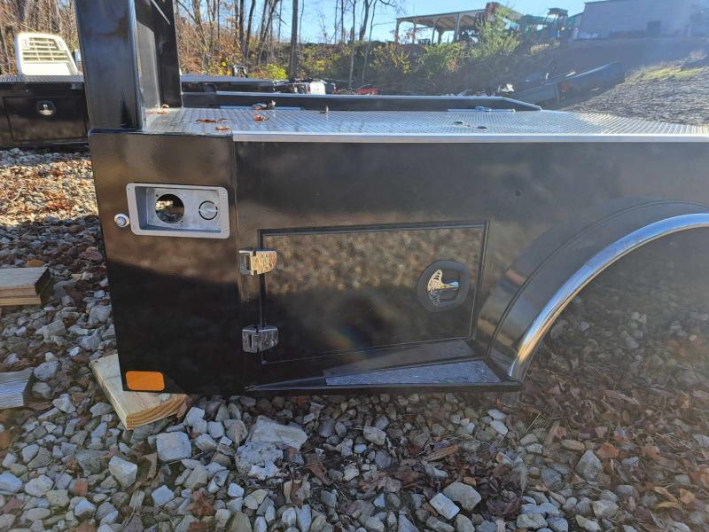used Flat Decks CM Truck Beds  for sale, in Frankfort, OH Thumbnail 5