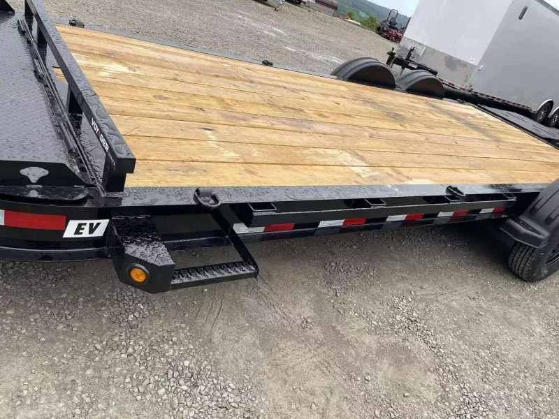 new Equipment / Flatbed Trailers PJ Trailers  for sale, in Frankfort, OH Thumbnail 6