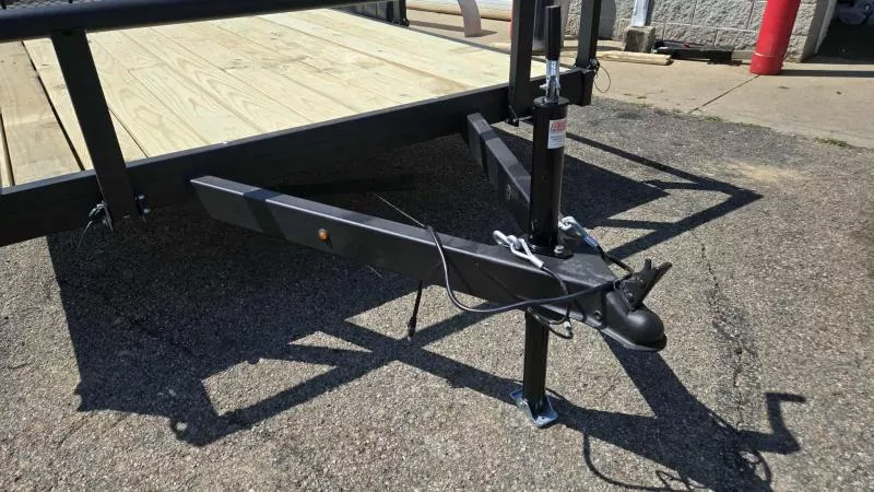 new Utility Trailers Karavan Trailers  for sale, in Circleville, OH Thumbnail 3
