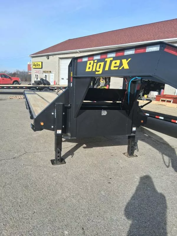 2026 Big Tex Trailers 22GN - 35'+5'- MR - 23900# GVWR - Flatbed Trailer (460505)