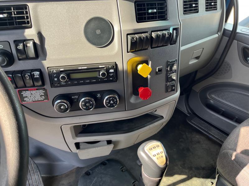 used Other Trucks Peterbilt  for sale, in Scottsbluff, NE Thumbnail 8