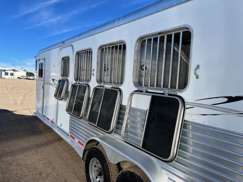 2004 Featherlite 8537 4H Slant Horse Trailer Bunkhouse Trailer Sales