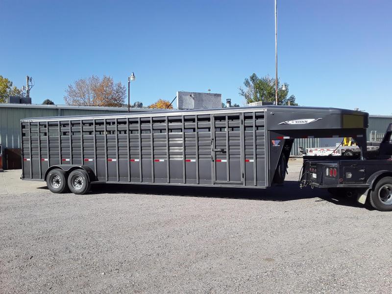 2022 Titan Trailers 28' STANDARD STOCK Livestock Trailer 2022 Titan Trailers 28' STANDARD STOCK Livestock Trailer