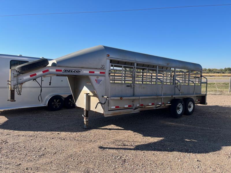 2015 Delco Trailers 20' Stock Trailer 2015 Delco Trailers 20' Stock Trailer