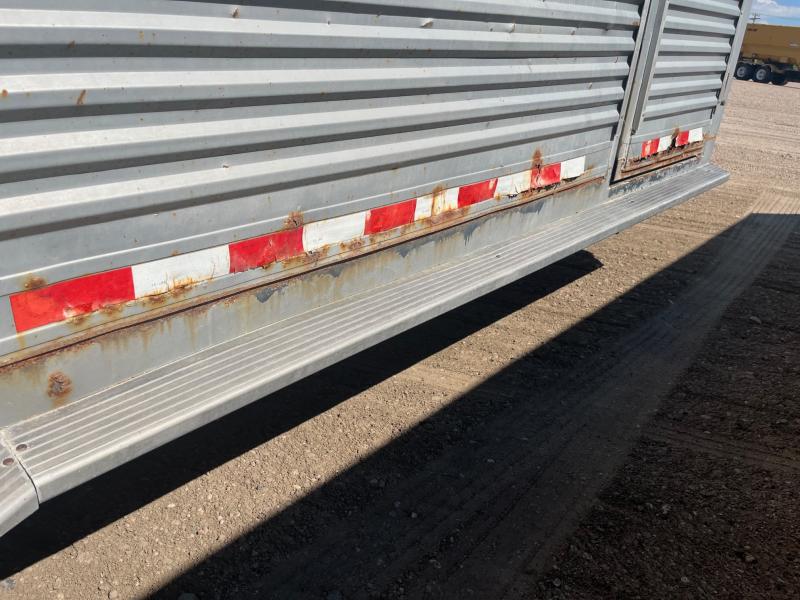 2005 Featherlite 20' Steel Stock Trailer Bunkhouse Trailer Sales