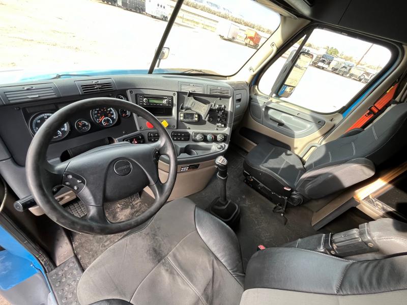 used Other Trucks Freightliner  for sale, in Scottsbluff, NE Thumbnail 9
