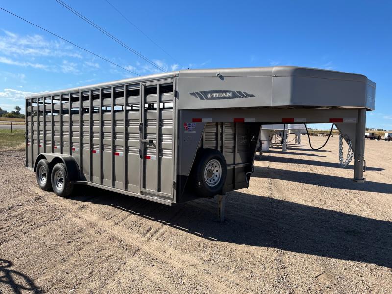 2022 Titan Trailers 20' Standard Stock Livestock Trailer Bunkhouse Trailer Sales Scottsbluff