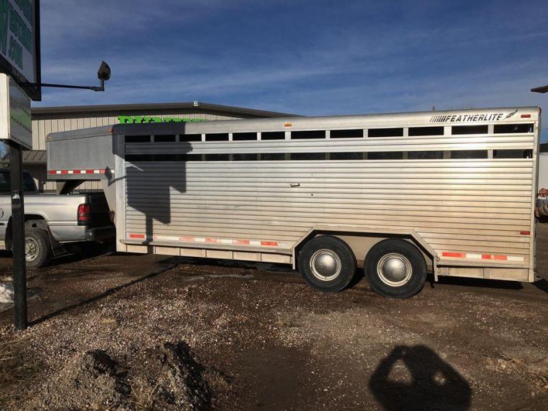 1998 Featherlite 20' STOCK Livestock Trailer 1998 Featherlite 20' STOCK Livestock Trailer