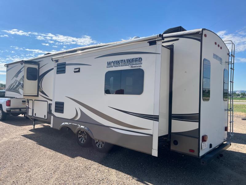 used Fifth Wheel Trailers Keystone RV Montana for sale, in Scottsbluff, NE Thumbnail 3