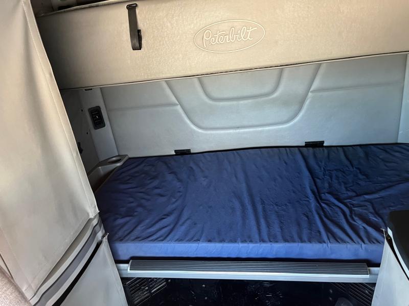 used Other Trucks Peterbilt  for sale, in Scottsbluff, NE Thumbnail 10