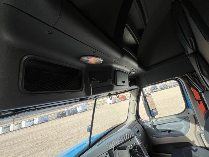 used Other Trucks Freightliner  for sale, in Scottsbluff, NE Thumbnail 10