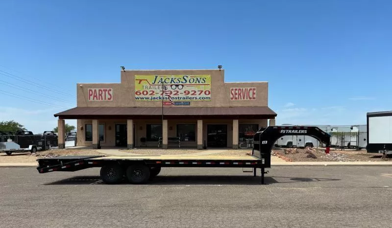 2026 PJ Trailers 25' Gooseneck Low-Pro Flatdeck with Singles, 15,680K GVWR Equipment Trailer