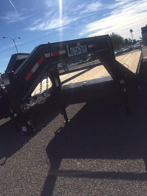 Lonestar 102X40 Gooseneck Deck Over Hot Shot Trailer Lonestar 102X40 Gooseneck Deck Over Hot Shot Trailer