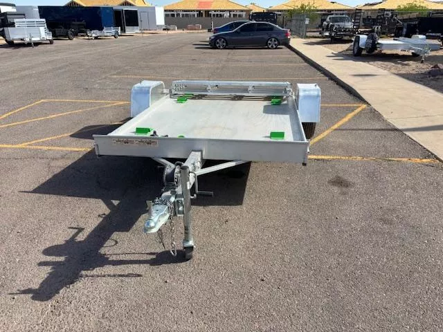 used Equipment / Flatbed Trailers Aluma  for sale, in Glendale, AZ Thumbnail 3