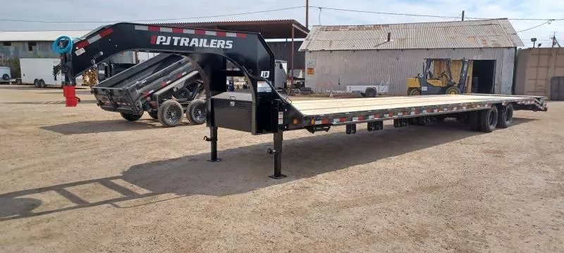 2026 PJ Trailers 40' Gooseneck Low-Pro Flatdeck with Duals, 4" Ratchets with Slide Track Equipment Trailer