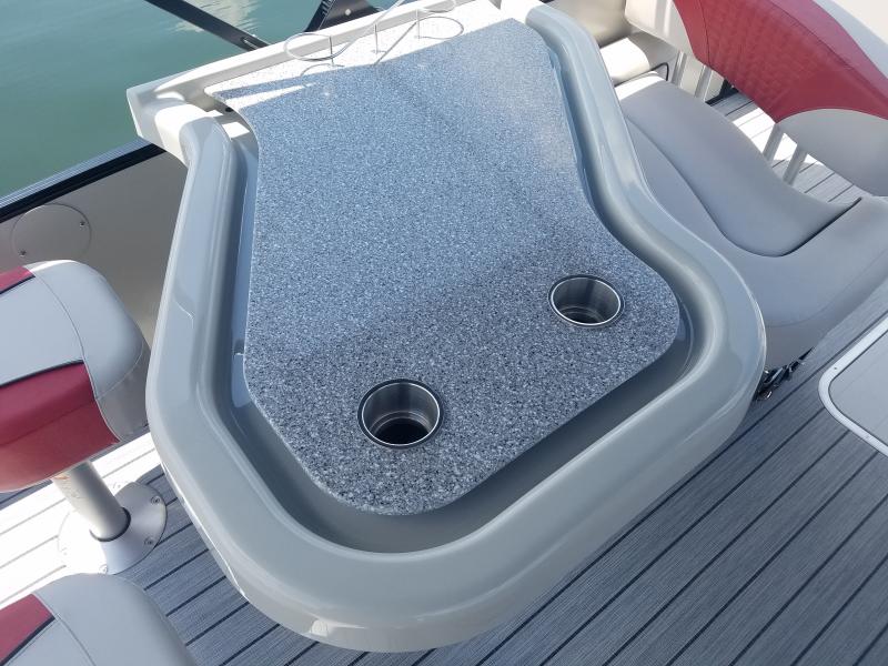 2020 Tahoe Pontoons Cascade 25 Entertainer Booth Pontoon Boat