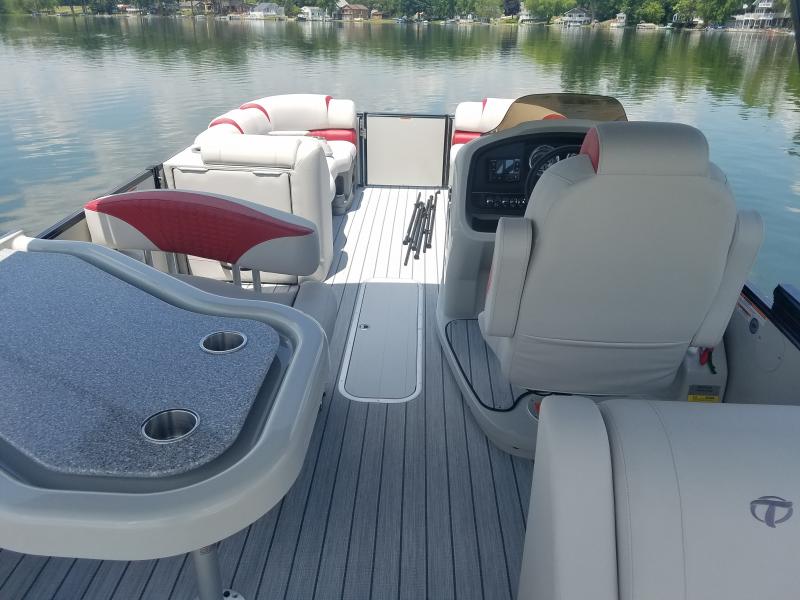2020 Tahoe Pontoons Cascade 25 Entertainer Booth Pontoon Boat