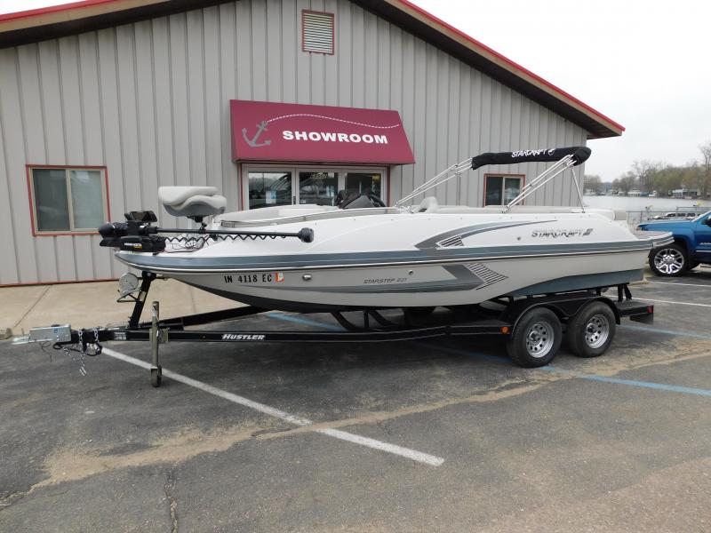2017 Starcraft Star Step 221E IO Deck Boat 2017 Starcraft Star Step 221E IO Deck Boat