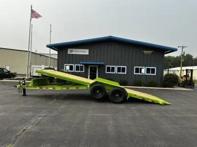 2027 Load Trail TM8322072 Tilt Trailer