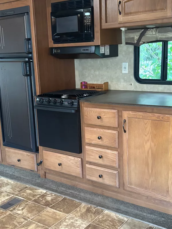 used Fifth Wheel Trailers Other Other for sale, in Puyallup, WA Thumbnail 3