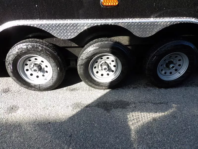 new Cargo (Enclosed) Trailers Diamond Cargo  for sale, in Cochran, GA Thumbnail 3