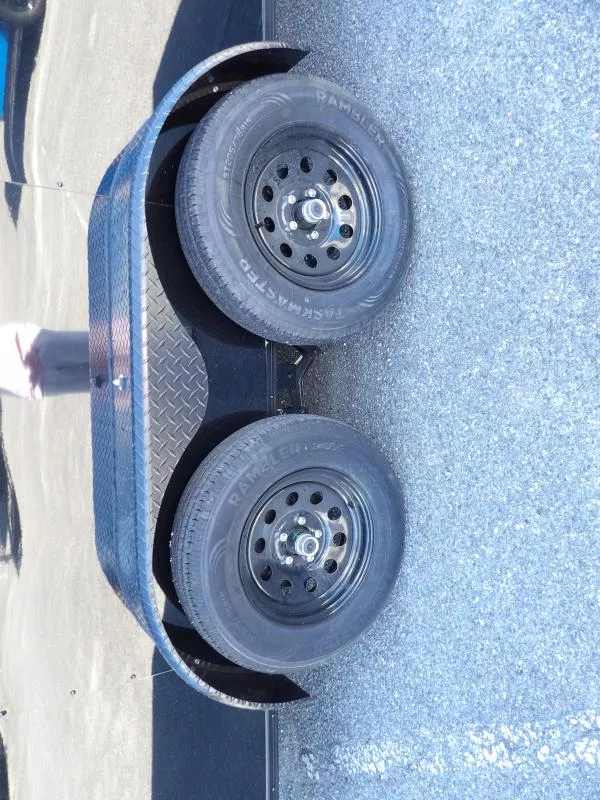 new Cargo (Enclosed) Trailers Maximum Cargo Trailers  for sale, in Cochran, GA Thumbnail 3