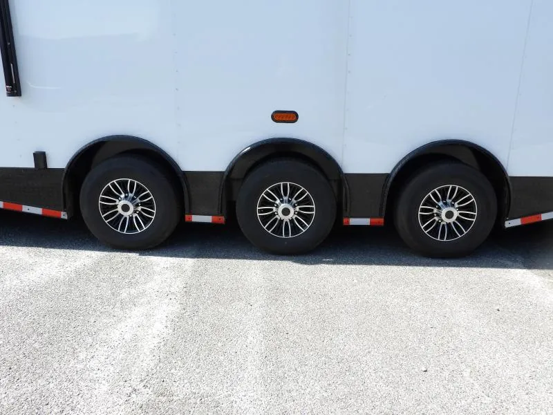 new Cargo (Enclosed) Trailers Diamond Cargo  for sale, in Cochran, GA Thumbnail 3