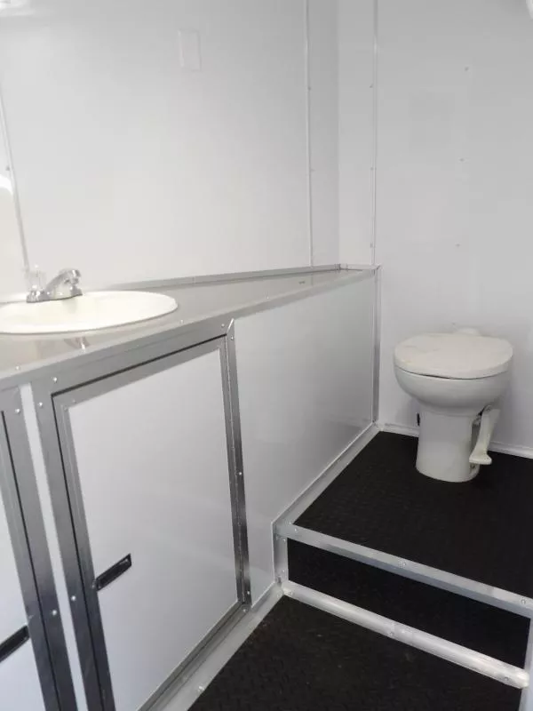 new Cargo (Enclosed) Trailers Diamond Cargo  for sale, in Cochran, GA Thumbnail 6