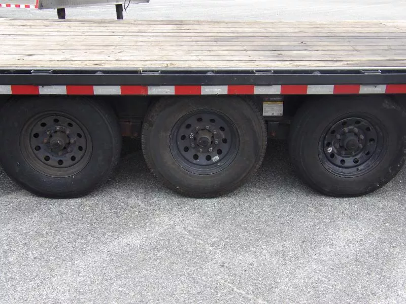 used Equipment / Flatbed Trailers Iron Star  for sale, in Cochran, GA Thumbnail 3