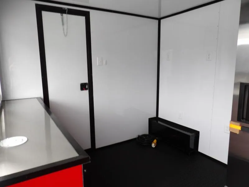 new Cargo (Enclosed) Trailers Diamond Cargo  for sale, in Cochran, GA Thumbnail 3