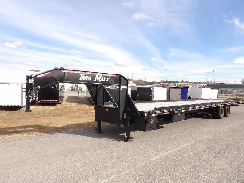 2025 TrailMax 40' GN Tilt Deck 10K Dual Equipment Trailer