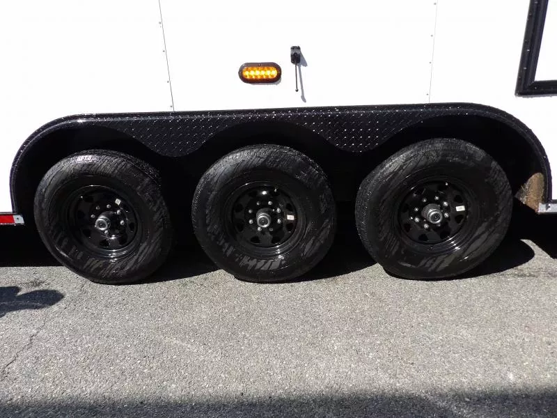 new Cargo (Enclosed) Trailers Diamond Cargo  for sale, in Cochran, GA Thumbnail 8