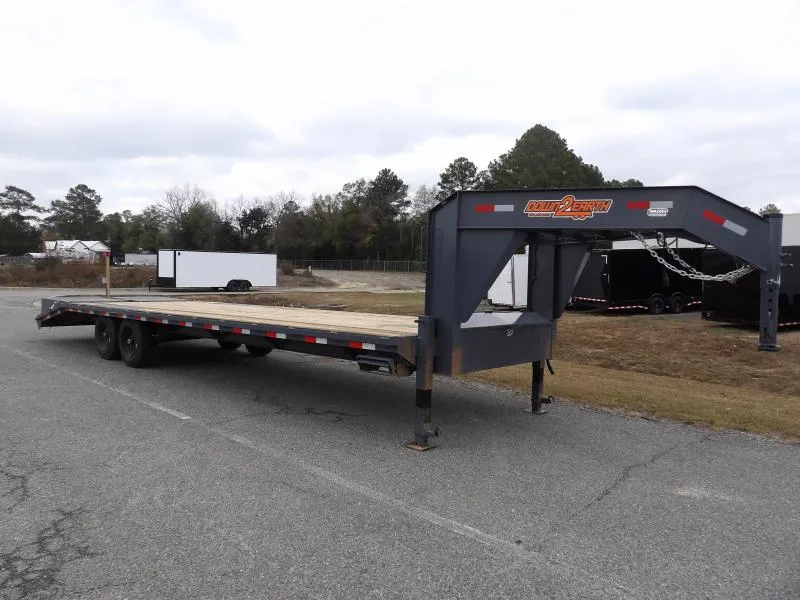 2025 Down 2 Earth Trailers 30' GN Equipment 8K Equipment Trailer
