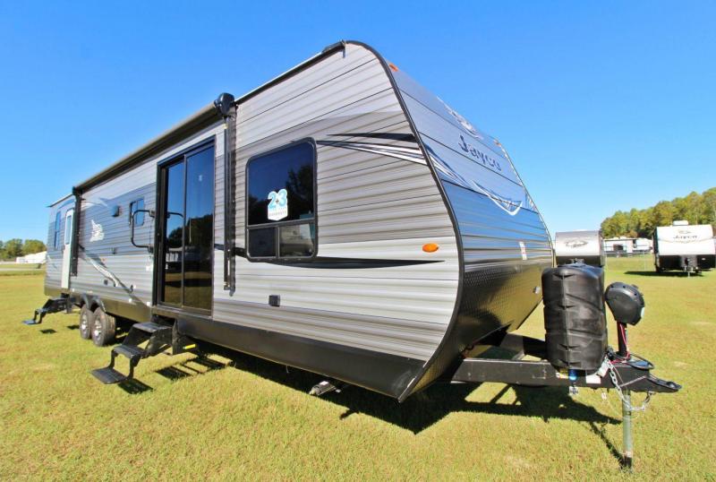 2020 Jayco Jay Flight 38BHDS Travel Trailer RV 2020 Jayco Jay Flight 38BHDS Travel Trailer RV