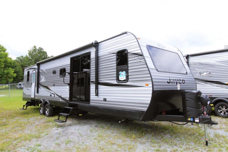 2020 Jayco Jay Flight 38FDDS Travel Trailer RV 2020 Jayco Jay Flight 38FDDS Travel Trailer RV