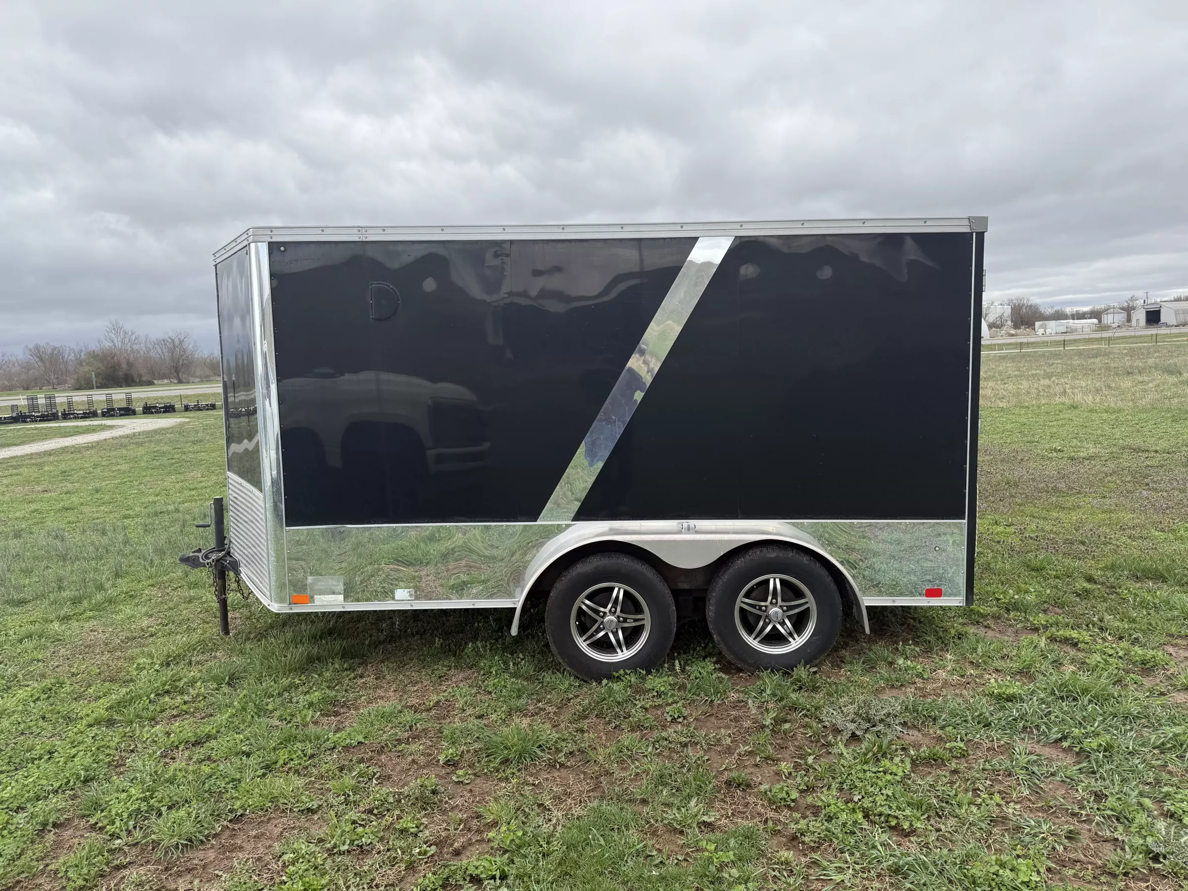 used Cargo (Enclosed) Trailers United Trailers  for sale, in Clinton, IN Thumbnail 2