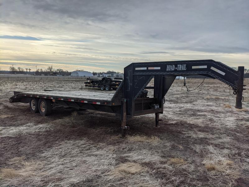 2002 Load Trail Gooseneck 20'+5' Dovetail Flatbed Trailer 2002 Load Trail Gooseneck 20'+5' Dovetail Flatbed Trailer