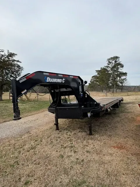 2025 Diamond C Trailers FMAX Paces General Trailers