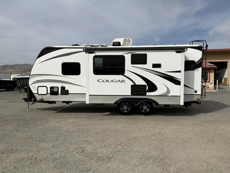 used Travel Trailers Keystone RV Cougar for sale, in Yerington, NV Thumbnail 4