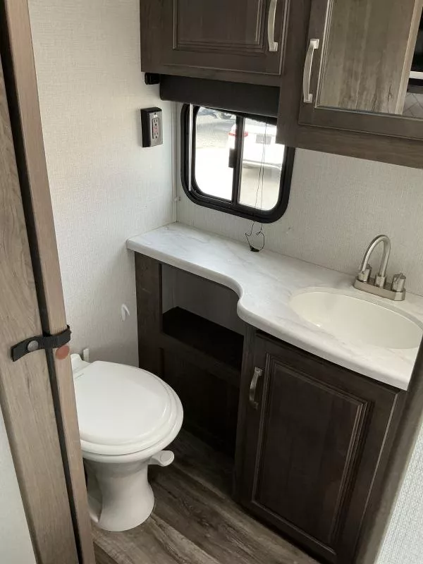 used Travel Trailers Keystone RV Cougar for sale, in Yerington, NV Thumbnail 15