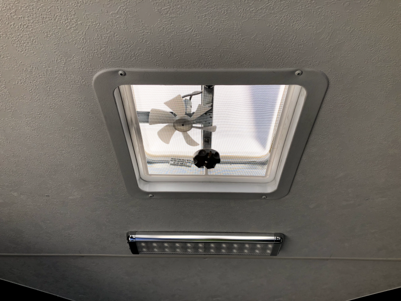 20' Look Trailer MOAB UTV/Weekender Trailer w/ toilet and bed Living