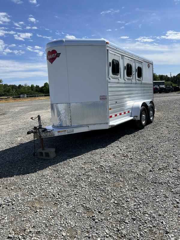 2012 Hart Trailers 3 Horse BP Horse Trailer 2012 Hart Trailers 3 Horse BP Horse Trailer